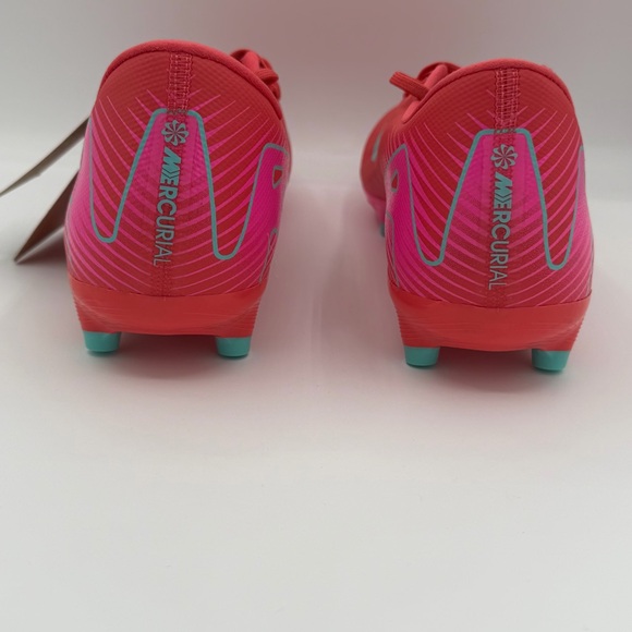 Nike Mercurial Vapor 16 Academy Soccer Cleat Size 11 FQ8374-800 - Picture 4 of 6